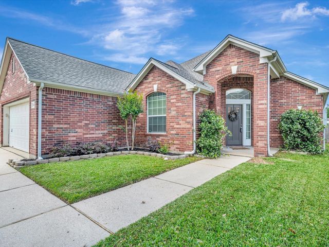 8815 Sunforest Lane, Pearland, TX 77584