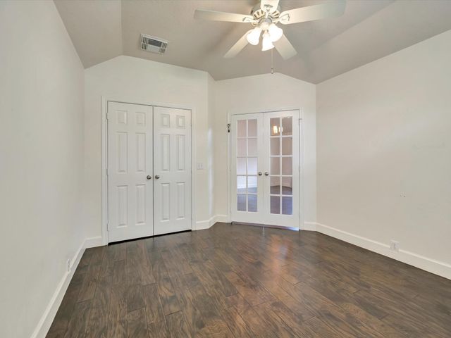 8815 Sunforest Lane, Pearland, TX 77584