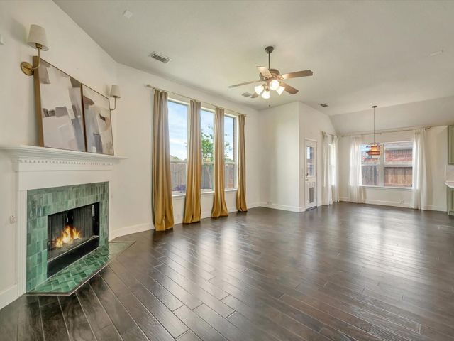 8815 Sunforest Lane, Pearland, TX 77584