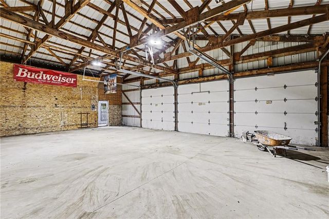 8673 W MO-116 Highway, Gower, MO 64454
