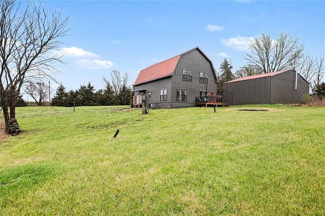 8673 W MO-116 Highway, Gower, MO 64454