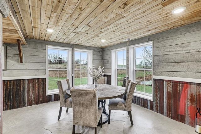 8673 W MO-116 Highway, Gower, MO 64454