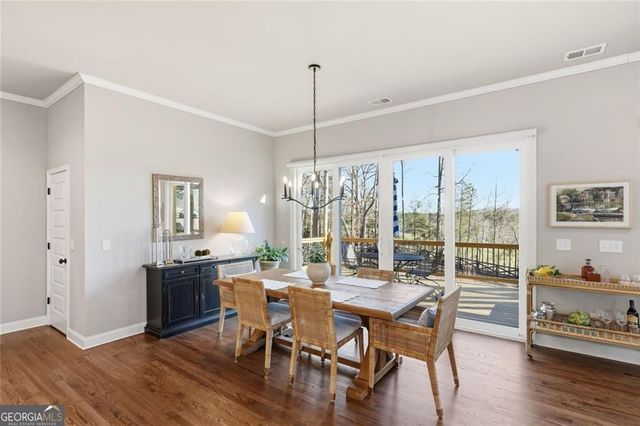 5420 Fishermans Cove, Gainesville, GA 30506