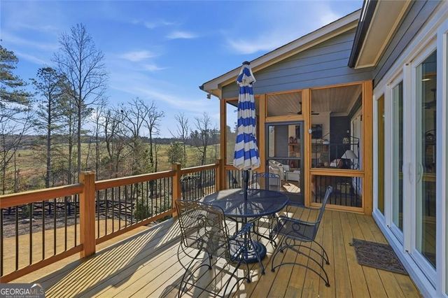 5420 Fishermans Cove, Gainesville, GA 30506