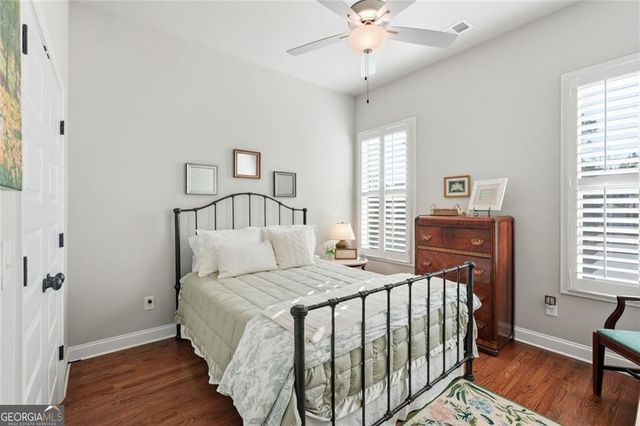 5420 Fishermans Cove, Gainesville, GA 30506