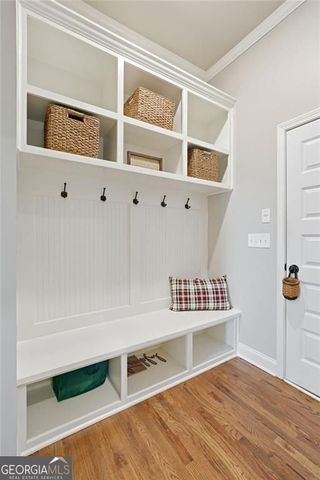 5420 Fishermans Cove, Gainesville, GA 30506