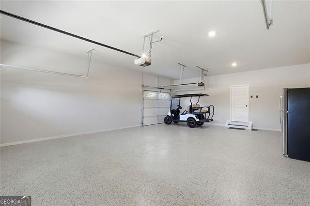 5420 Fishermans Cove, Gainesville, GA 30506