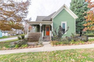 402 N Leonard Street, Liberty, MO 64068
