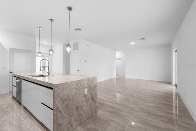 1142 DUTCHESS STREET E, Lehigh Acres, FL 33974