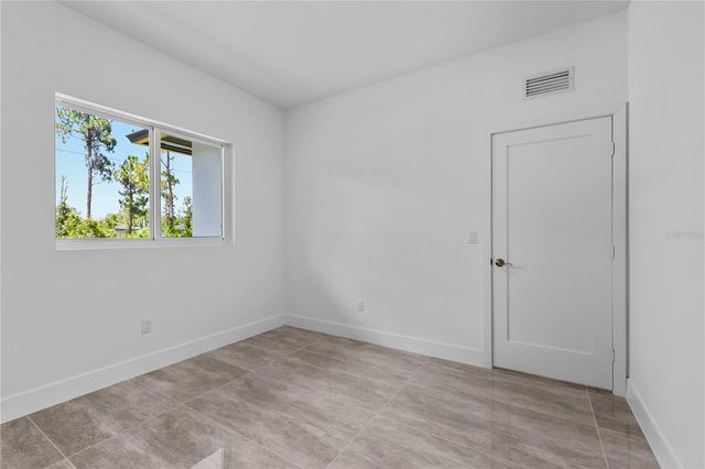 1142 DUTCHESS STREET E, Lehigh Acres, FL 33974