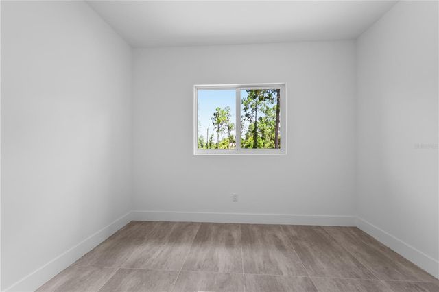 1142 DUTCHESS STREET E, Lehigh Acres, FL 33974
