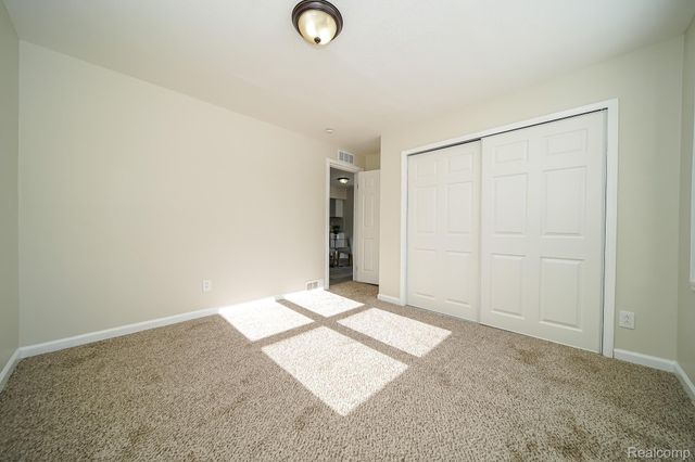 35226 Glen Street, Westland, MI 48186