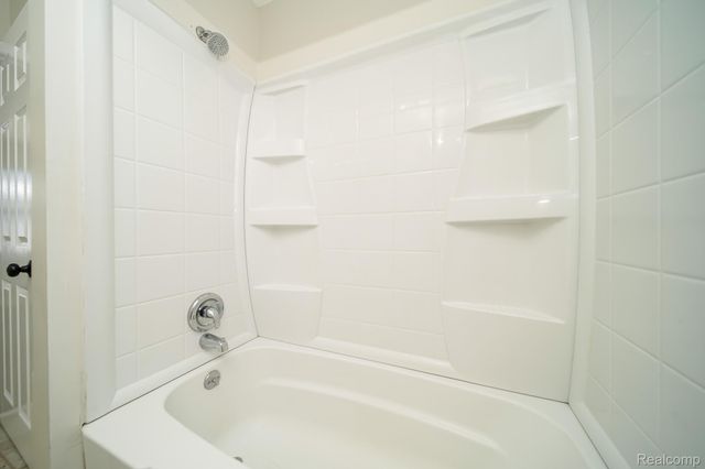 35226 Glen Street, Westland, MI 48186