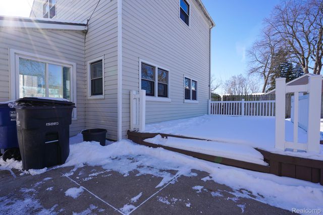 35226 Glen Street, Westland, MI 48186