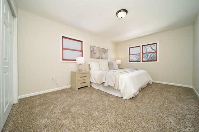 35226 Glen Street, Westland, MI 48186