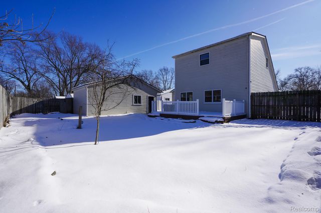 35226 Glen Street, Westland, MI 48186