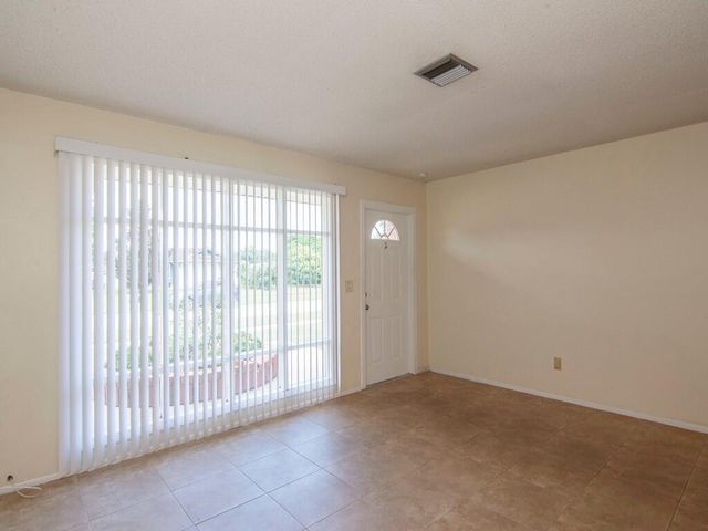 226 SW Reynolds Avenue, Port St Lucie, FL 34983