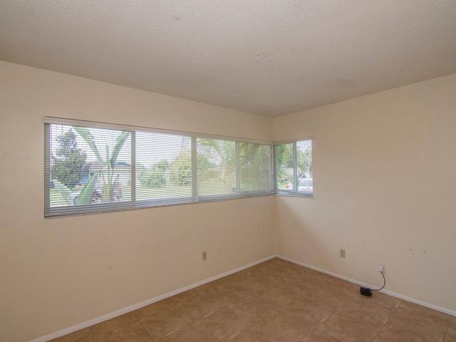226 SW Reynolds Avenue, Port St Lucie, FL 34983