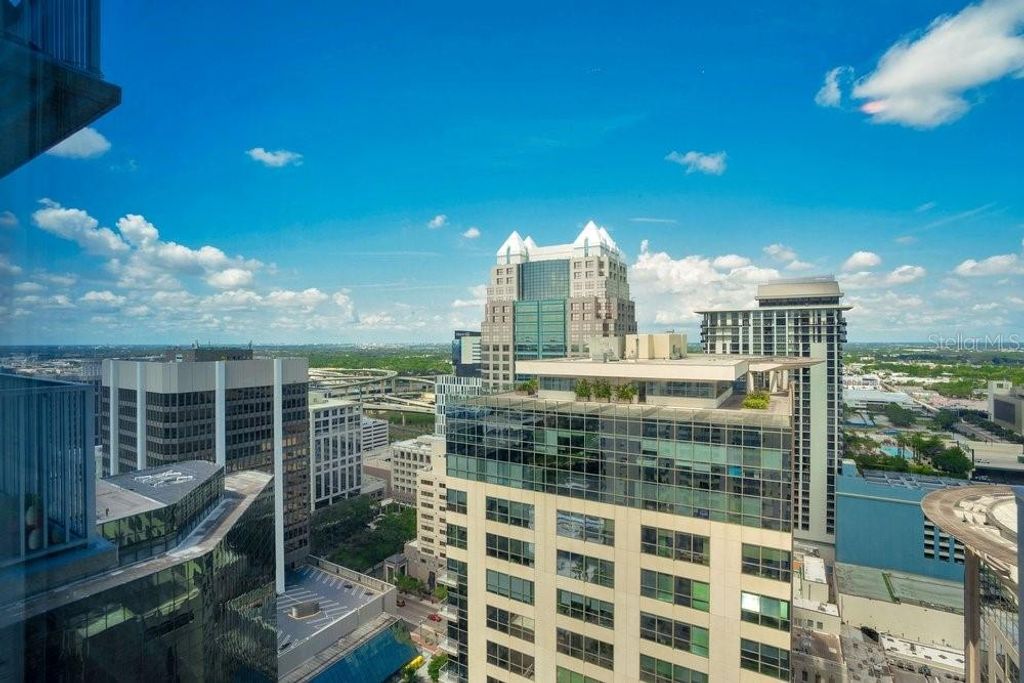 Image 34 of property listing at 155 S COURT AVENUE 1102, Orlando, FL 32801
