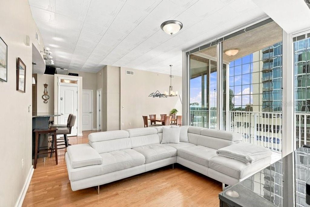 Image 6 of property listing at 155 S COURT AVENUE 1102, Orlando, FL 32801