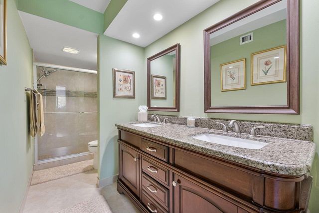 5055 Oak Hill Lane 213, Delray Beach, FL 33484