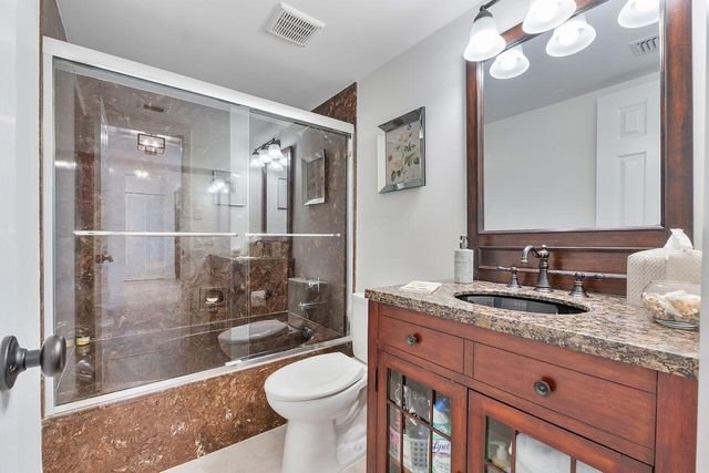 5055 Oak Hill Lane 213, Delray Beach, FL 33484