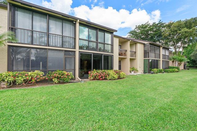 5055 Oak Hill Lane 213, Delray Beach, FL 33484