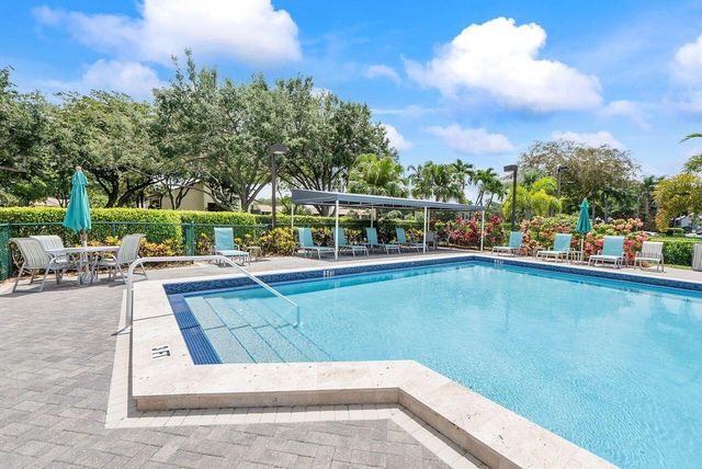 5055 Oak Hill Lane 213, Delray Beach, FL 33484