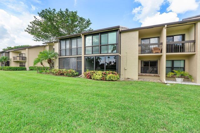 5055 Oak Hill Lane 213, Delray Beach, FL 33484