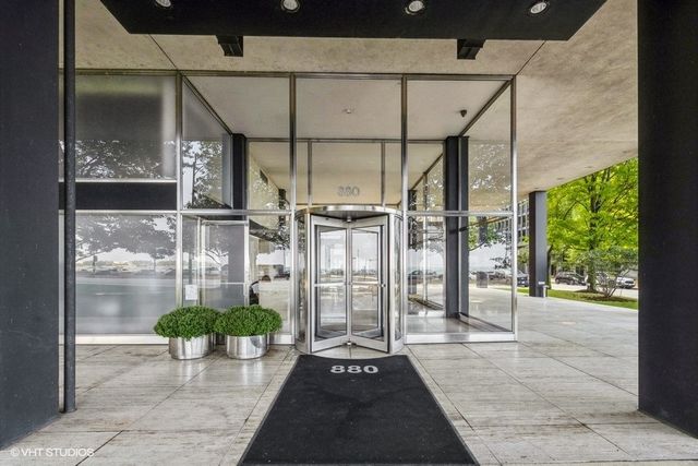 880 N Lake Shore Drive 6F, Chicago, IL 60611