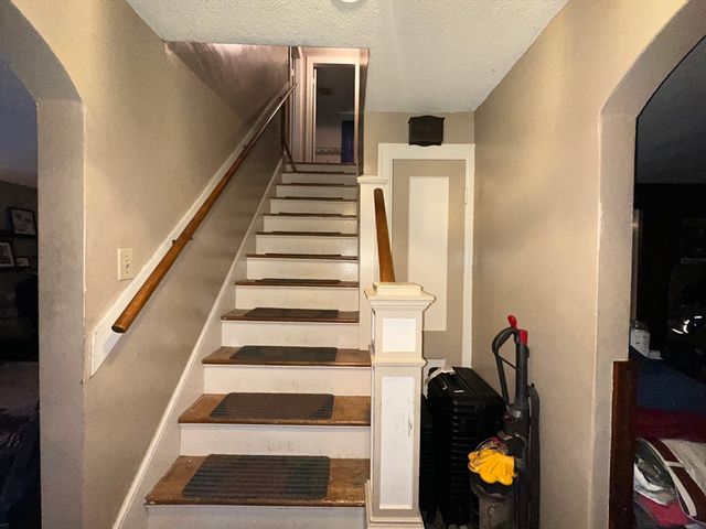 142 Morton St., West Springfield, MA 01089