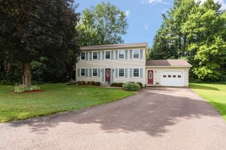 82 Shetland Lane, Colchester (colchester), VT 05446