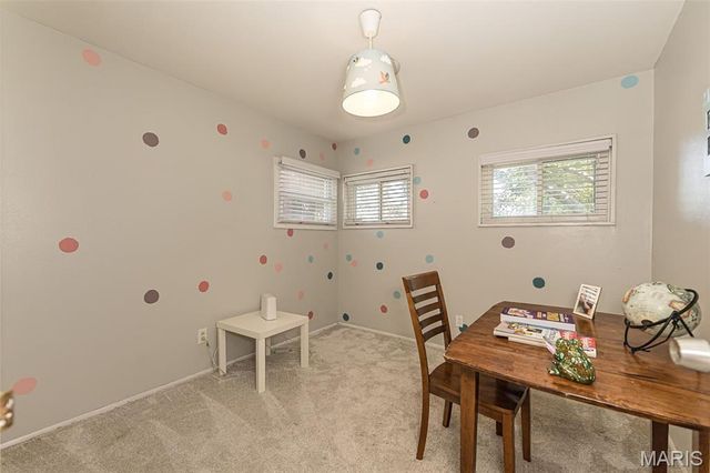 7104 Fernbrook Drive, St Louis, MO 63123