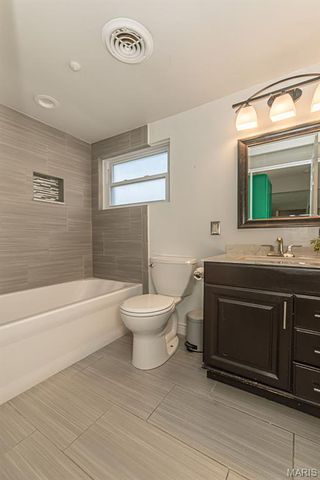 7104 Fernbrook Drive, St Louis, MO 63123