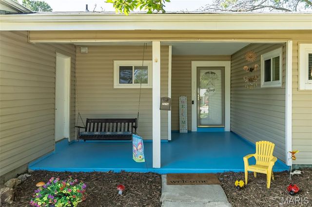 7104 Fernbrook Drive, St Louis, MO 63123