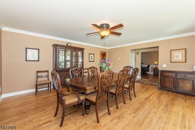 18 Stonewyck Dr, Hillsborough Twp., NJ 08844