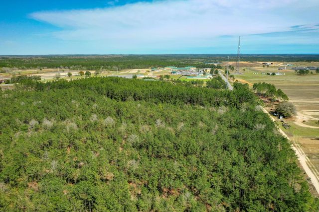 XXX Triple G Road, Defuniak Springs, FL 32433