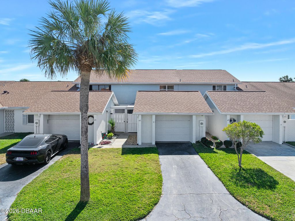 47 Chippingwood Lane, Ormond Beach, FL 32176