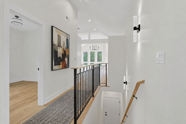 4217 S Indiana Avenue, Chicago, IL 60653