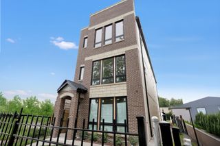 4217 S Indiana Avenue, Chicago, IL 60653
