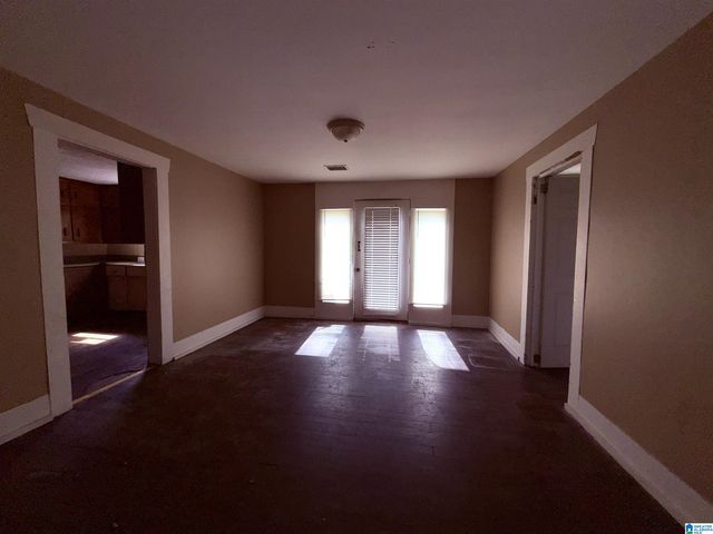 1036 LINTHICUM STREET, Tarrant, AL 35217