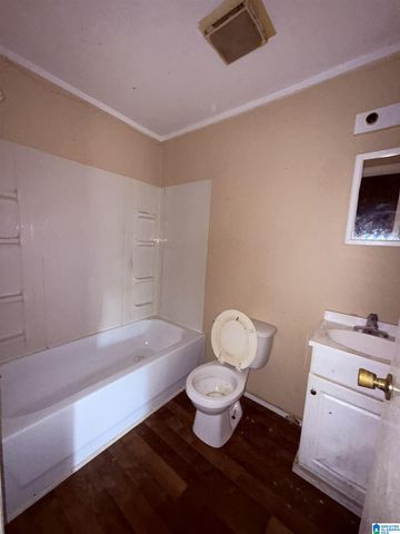 1036 LINTHICUM STREET, Tarrant, AL 35217