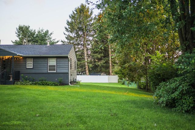 137 International Drive, Pataskala, OH 43062