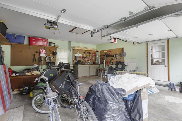 137 International Drive, Pataskala, OH 43062