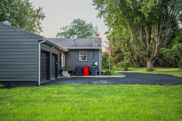 137 International Drive, Pataskala, OH 43062