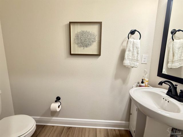 4144 Grassy Run St, Milton, FL 32583