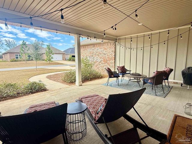 4144 Grassy Run St, Milton, FL 32583