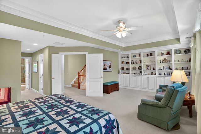 9574 LAGERSFIELD CIR, Vienna, VA 22181