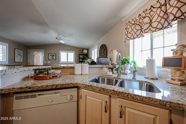 3901 E PINNACLE PEAK Road 140, Phoenix, AZ 85050