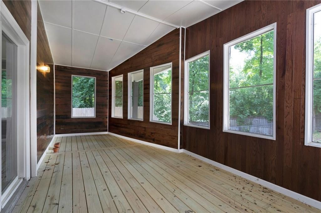 Image 25 of property listing at 1452 Briaroaks Trail NE, Atlanta, GA 30329